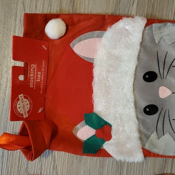 Christmas House Pet Stockings - Picture 3 of 9